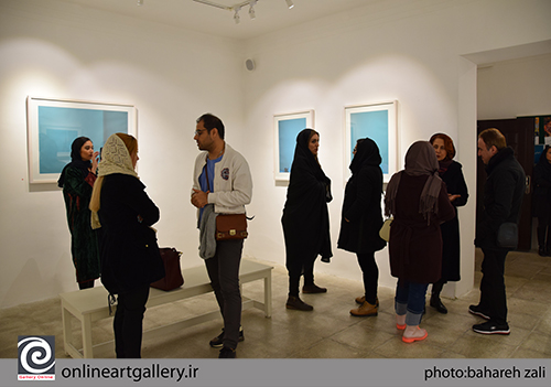 گزارش تصویری نمایشگاه عکس های حسنا شهرامی پور با عنوام "تنهایی بزرگ" در گالری شماره 6