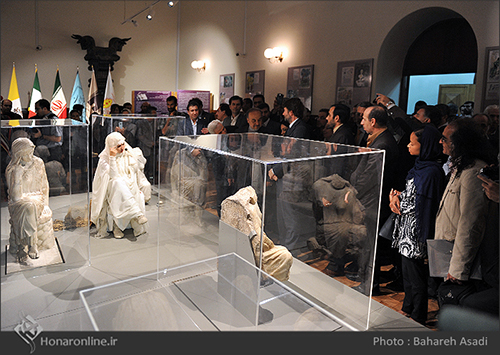 گزارش تصویری رونمایی از تندیس پنه لوپه در موزه ایران باستان(3 مهر94)