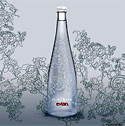 طراحان مدی که بطری آب طراحی کردند