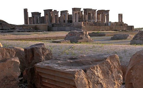 ساماندهیها در تختجمشید آغاز شد