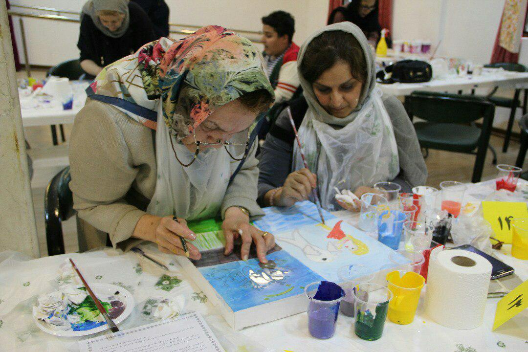 فراخوان نمایشگاه گروهی نقاشی با نام «درخت دوستی» در نگارخانه گل های داودی