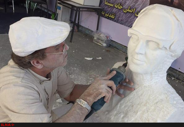 پیشنهاد ساخت تندیس کیارستمی به صنف سنگفروشان