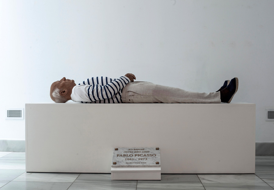 نمایش مجسمه جسد «پیکاسو»‌ در نمایشگاه هنر معاصر مادرید
