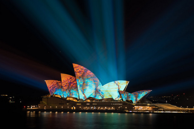 TDC`s dynamic illuminations bring the city to life at vivid sydney 2023