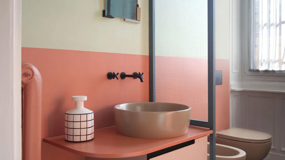 20 Small Bathroom Ideas to Make Your Bathroom Feel Bigger