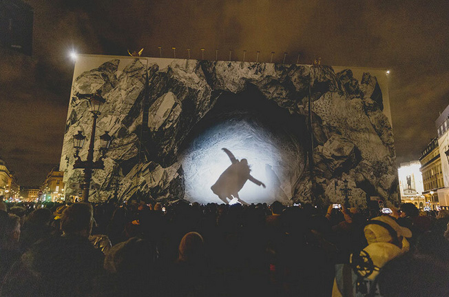 JR animates his paris opera cavern facade with "chiroptera" shadow-light performance