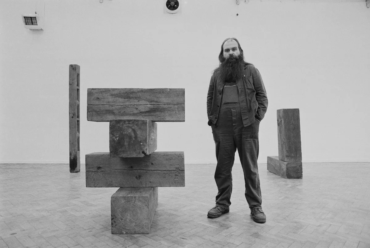 Carl Andre, Sculptor Who Pioneered Minimalism, Dies at 88