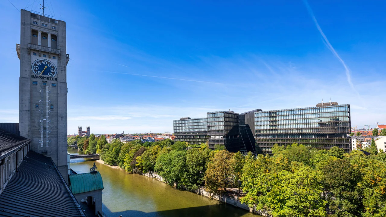 German museum employee swaps painting for fake and sells original to fund "luxury lifestyle"