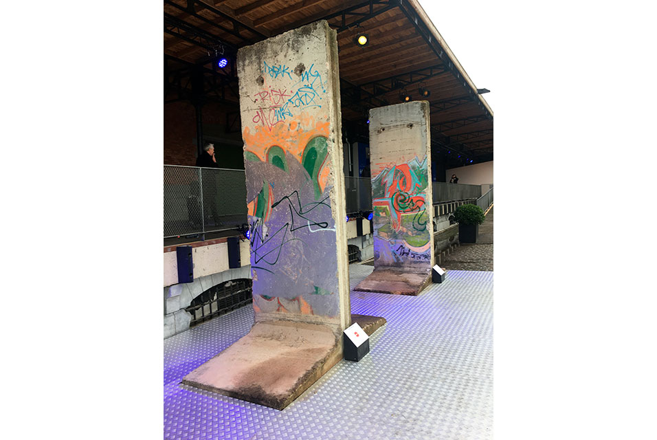 The future Museum for Migration de FENIX has acquired complete fragment of the Berlin Wall