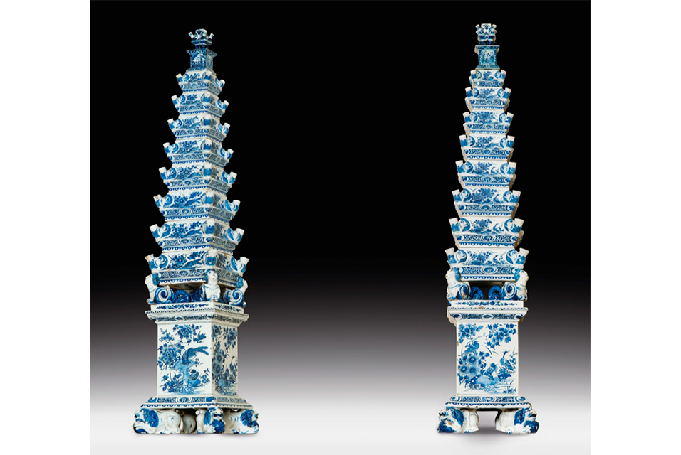 An extraordinary pair of Delftware flower vases sold at Sothebys Paris
