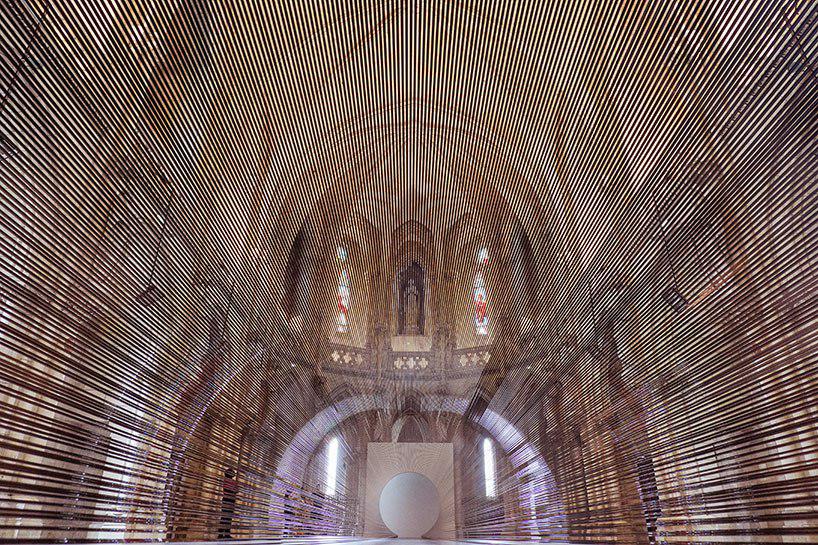 magnetic tape transforms bordeaux chapel into a tunnel of blurred boundaries