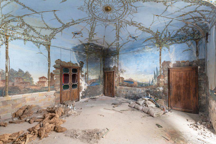 romain veillon travels across europe to photograph fresco paintings in abandoned buildings