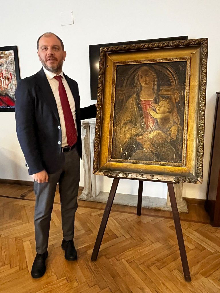 A Sandro Botticelli Painting, Forgotten for Decades, Was Seized by Italian Authorities From a Family`s Home