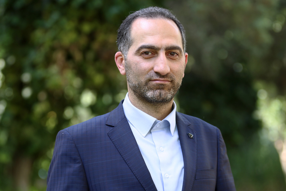 واحدی: برگزیدگان جشنواره هنرهای تجسمی جوانان ایران میتوانند به هنرمندانی بینالمللی تبدیل شوند
