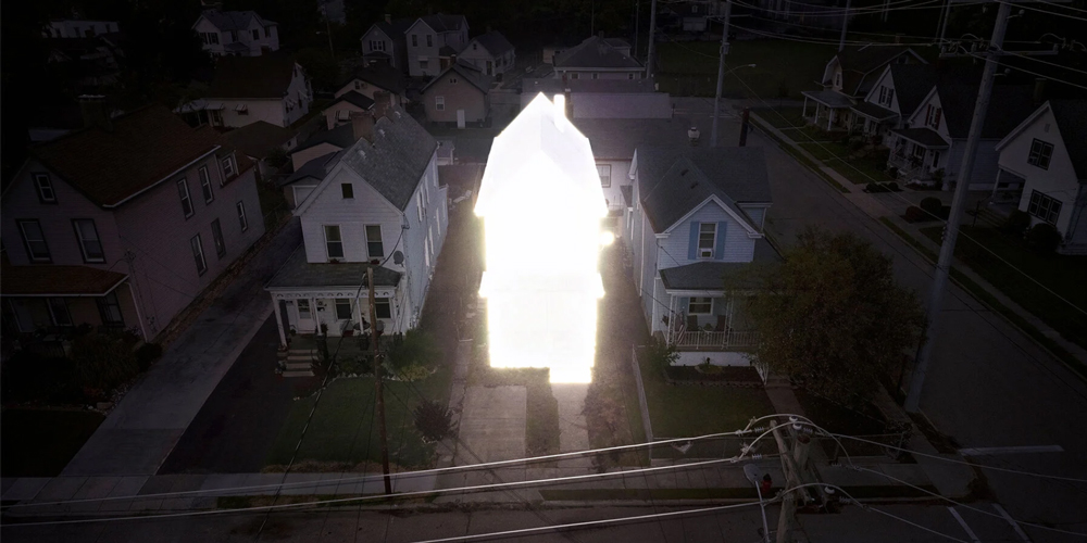 ian strange turns homes into giant light installations for 2022 fotofocus biennial