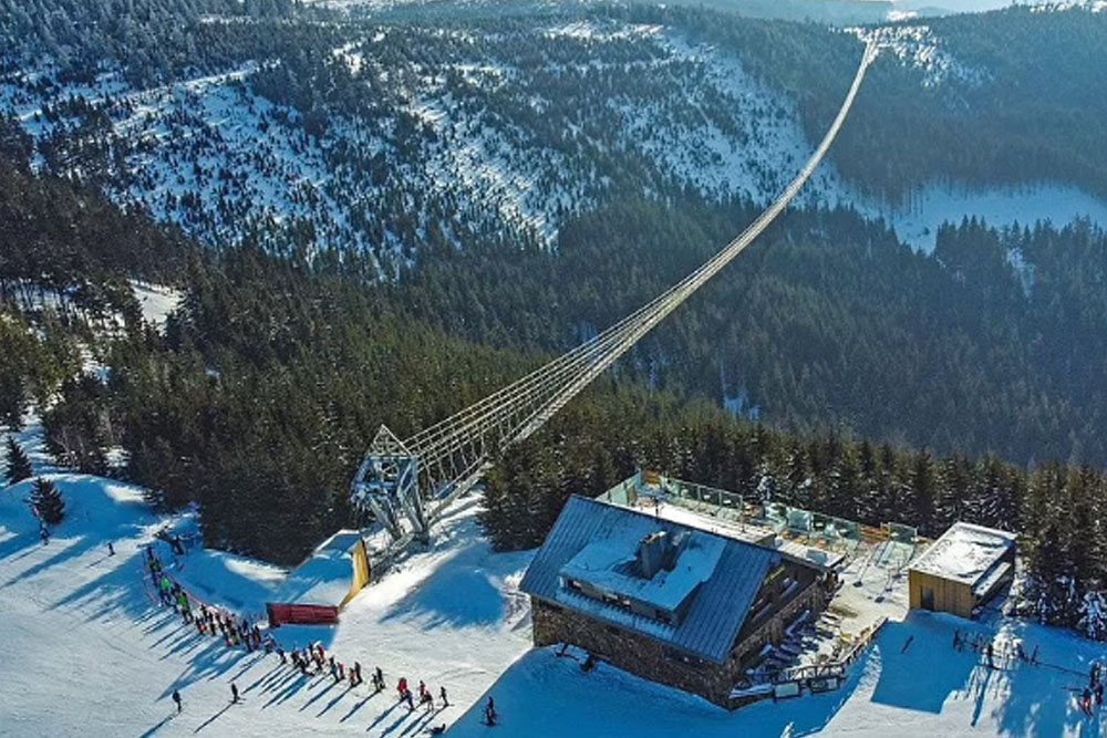 افتتاح طولانی‌ترین پل معلق جهان در کشور چک