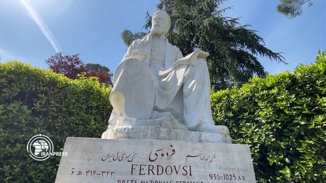 مجسمه فردوسی در رُم ایتالیا مرمت شد